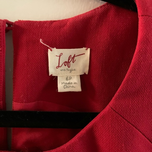 Red loft dress - Picture 2 of 2